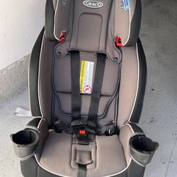 Car Seat (Graco)