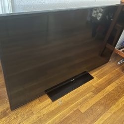 Samsung 55" Full LED Smart TV & Amazon Fire Stick