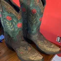 Ladies Cowboy boots 