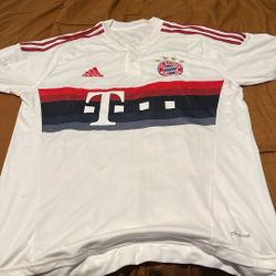 BATERN MÚNICH JERSEY NEW 