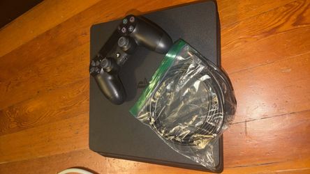 PS4 Slim + (4) DualShock 4 Controllers - Great Condition