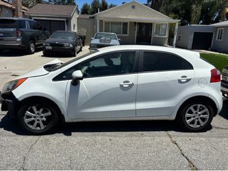 2013 KIA Rio LX