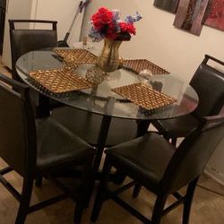 Glass Kitchen Table And Chairs 