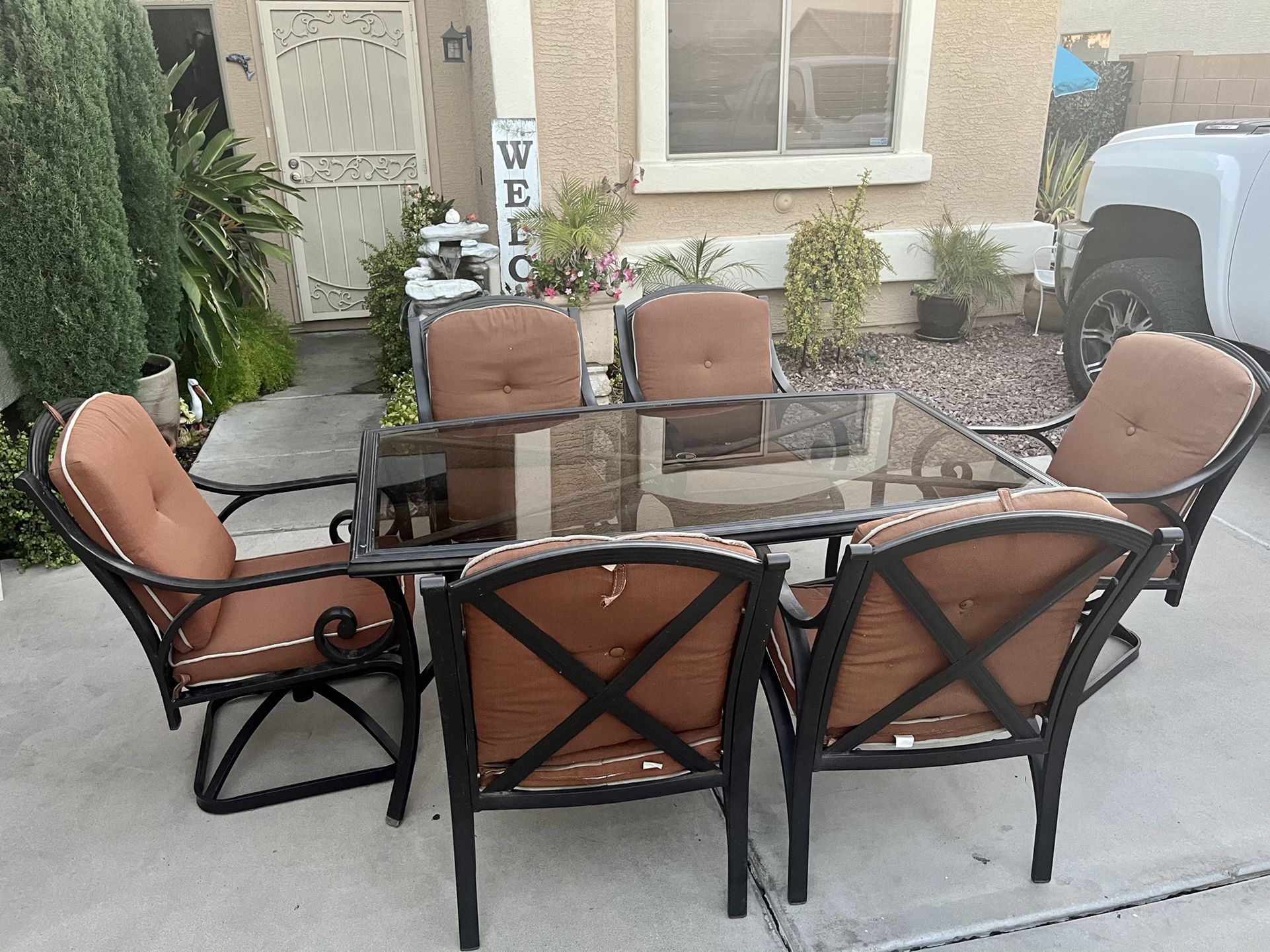 Hampton Bay Patio Table and 6 Chairs