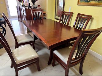 Dining Table with 6 Matching Chairs