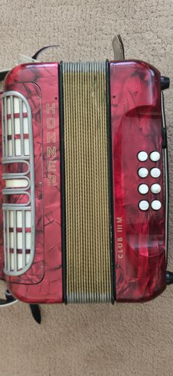 Accordion Hohner Club III M
