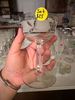 Glass cups