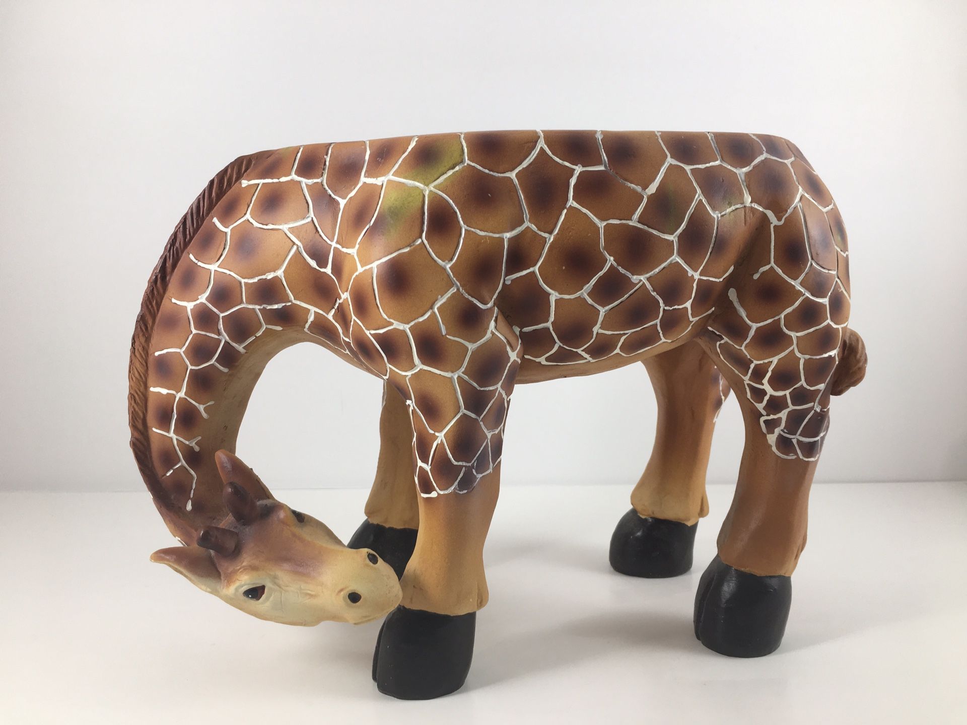 Adorable Giraffe Stand for a Plant
