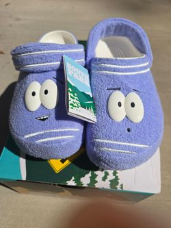 Crocs x South Park Towelie Clogs