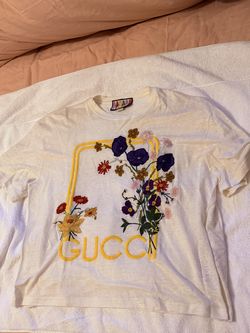 Gucci Floral Logo Embroidered White Linen T-Shirt – XS