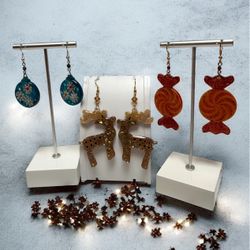 Three Sets Of Christmas Earrings 
