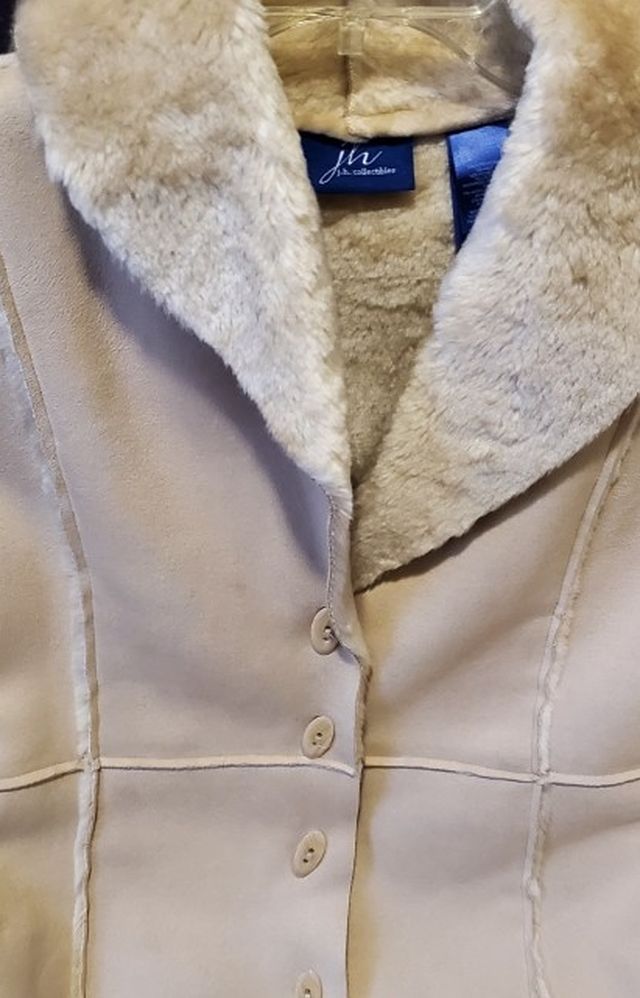 FAUX VEST