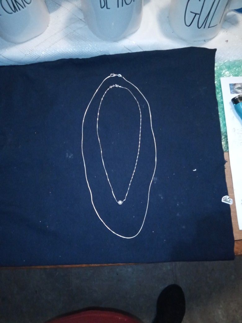 16 Inch 925 Sterling Silver Chain With Pearl Charm.