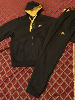 Nike jogging suit sz xl