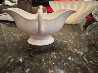 Beige Ceramic Gravy Boat Glossy Oval Pottery with Handle Solid Pattern