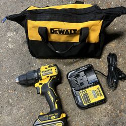 Dewalt Atomic Hammer Drill (tool Only) 