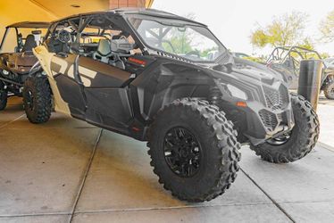 2023 Can-Am Maverick X3 Max Ds Turbo Desert Tan & Carbon Black