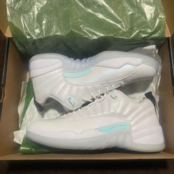Air Jordan 12 Low Easter 