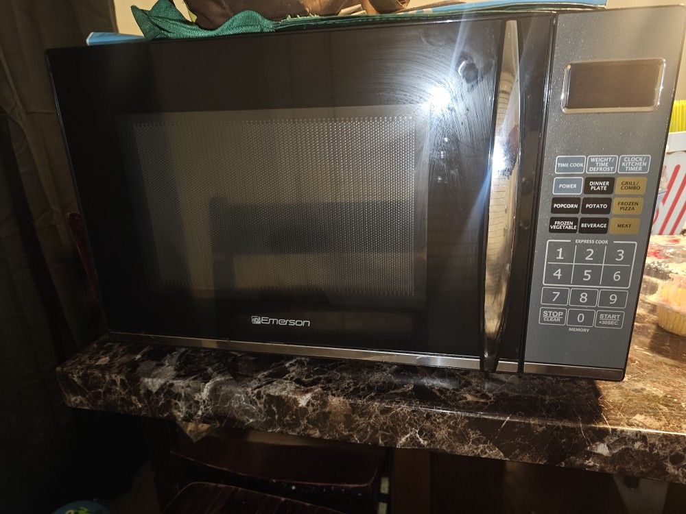 Emerson Microwave 