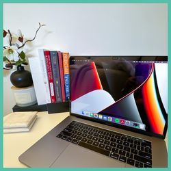 2017 MacBook Pro 15” i7 / 16GB RAM / 512GB SSD – $350 OBO – No Charger