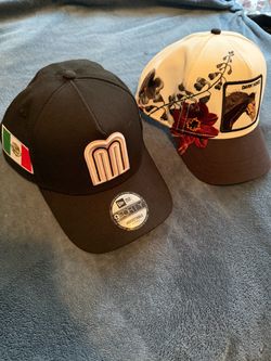 Snapback hats