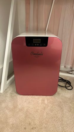 Mini refrigerator / Pink