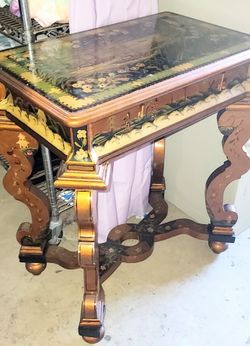 Anqutie table
