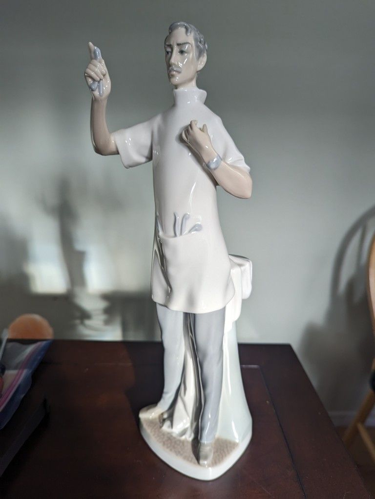 Lladro Dentist Figurine