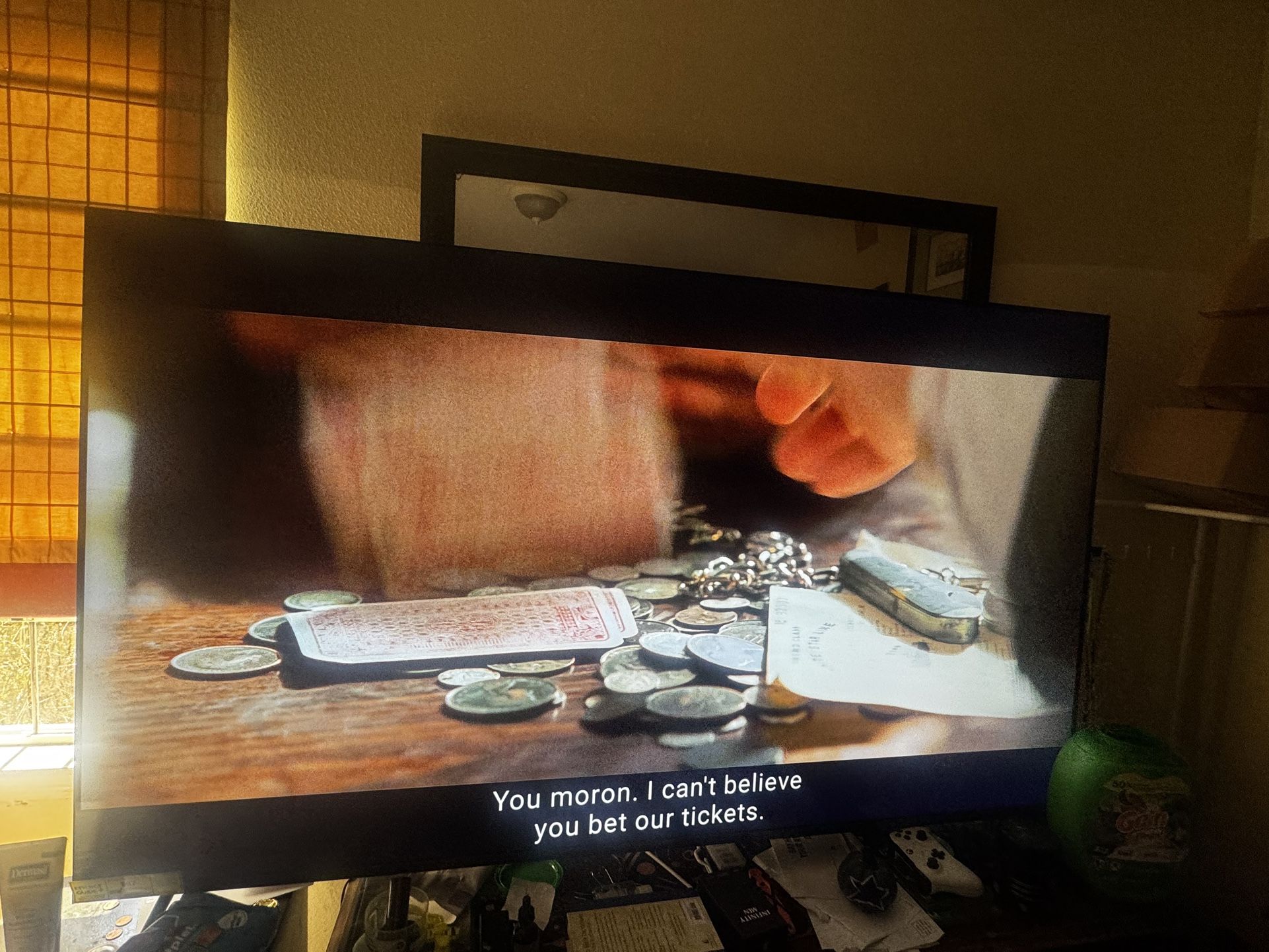 82in Insignia Tv - New