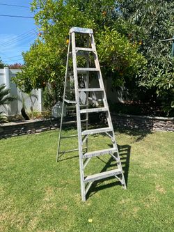 Gd. Cond. Werner 8ft Durable Aluminum Step Ladder
