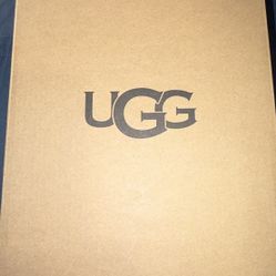 UGG Women’s 6 Tashman II - Brand New 