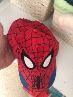Spiderman hat and beige pant 5 t for school