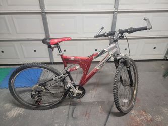 Men's Mongoose Mountain Bike