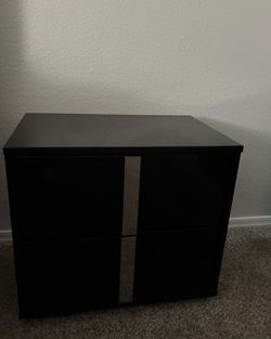 Night stand black and chrome