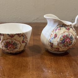 Vintage Crownford Fine Bone China Creamer and Sugar Bowl Set - Made in England