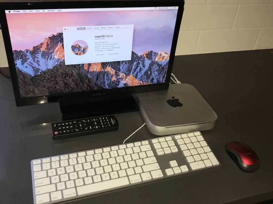 Apple Mac Mini Insignia 19 inch LED TV Apple Wired Numeric keyboard