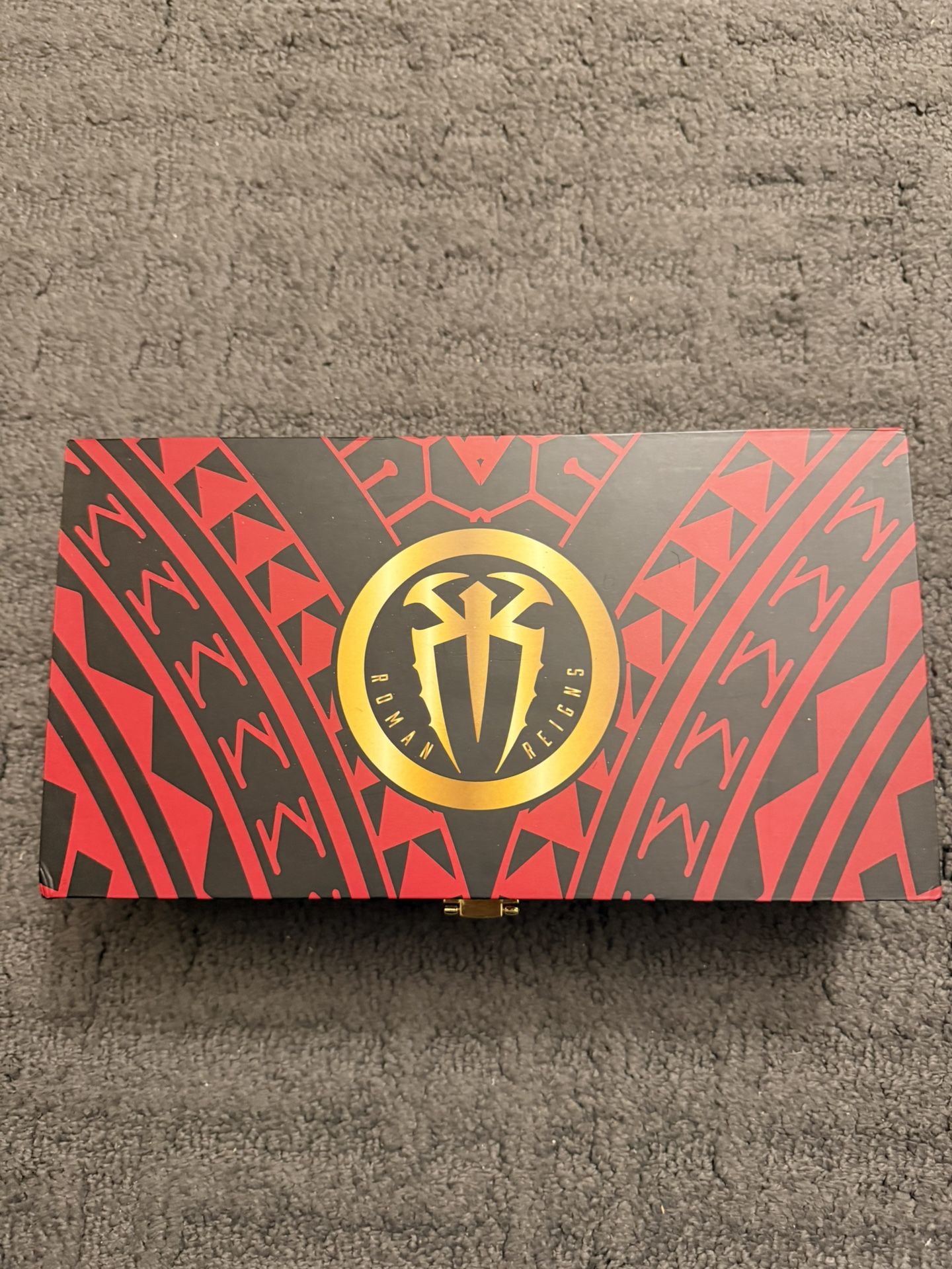 Authentic WWE Roman Reigns Tribal Chief Side Plates Box Set With Red Paint Mod And Gems 
