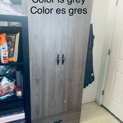 🥰🥰$$130- (firm on price) Beautiful grey (it looks light brown in the pictures, but it is actually gray ) shelf (it is used so not in perfectly flawl