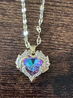 Heart shaped moissanite pendant necklace