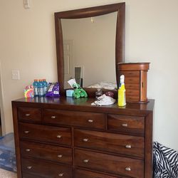 Dresser W/mirror $499.00