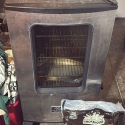 Master built electric smoker