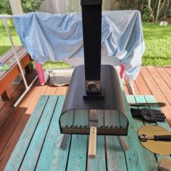 New Outdoor Pizza Oven