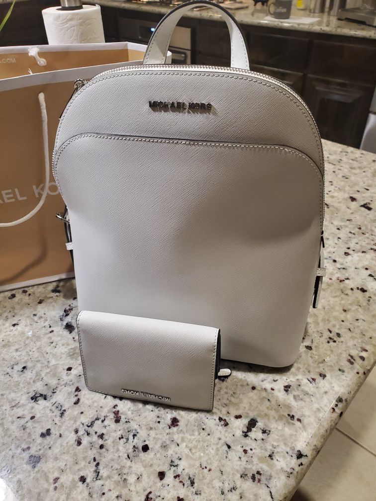 Brand New Michaels Kors Backpack set
