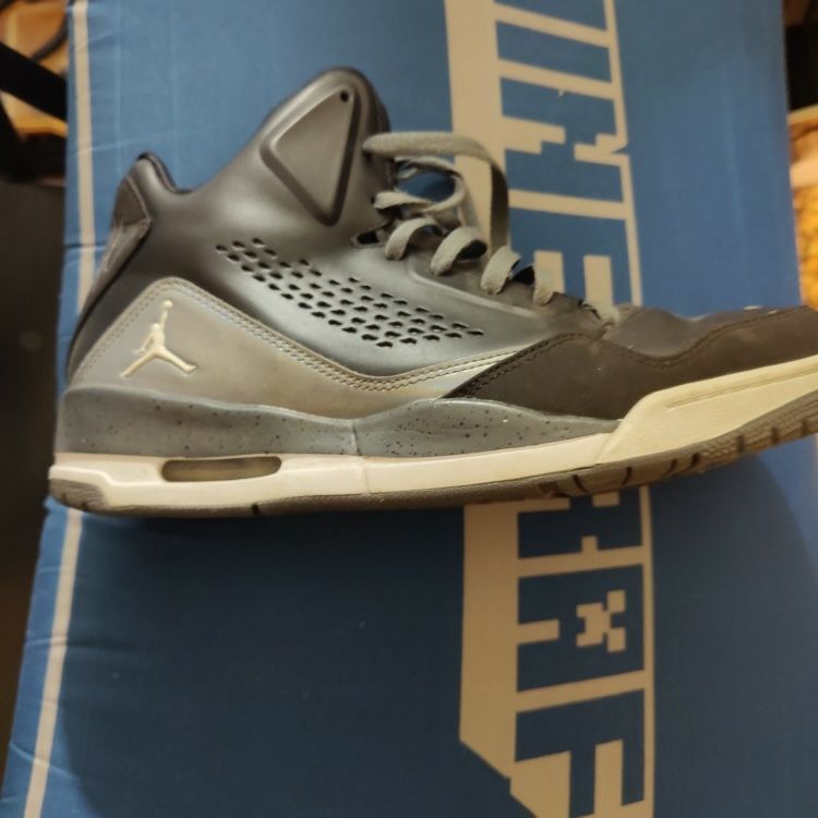 Jordan sc 3 grey deals