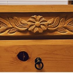  Beautiful 6 Pc Honey Oak Finished Pine Bedroom Set
