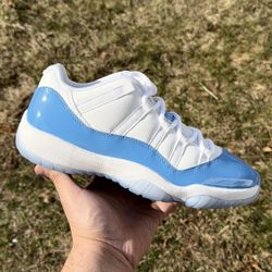 Jordan 11 Low Unc  Size 11