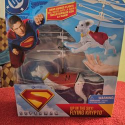 New DC Superman Up In the Sky Flying Krypto