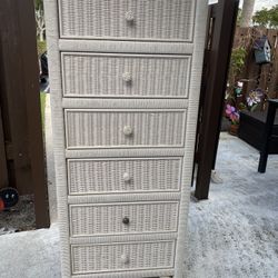 Dresser, drawer