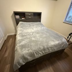 Ashley Furniture Queen Storage Bed – 8 Drawers! (Bed Frame Only)