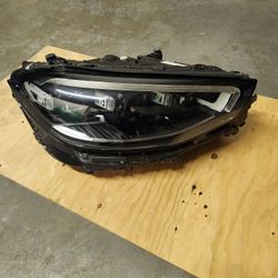 2021-2024 Mercedes S500 S580 Right Passenger Headlight Led Oem 